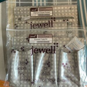 Jewel by Thirty One Zippered Organizer Pouch Pocket and Emerald Triple Slit